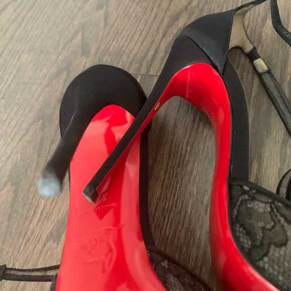 Christian Louboutin Size 37 - Picture 6 of 6